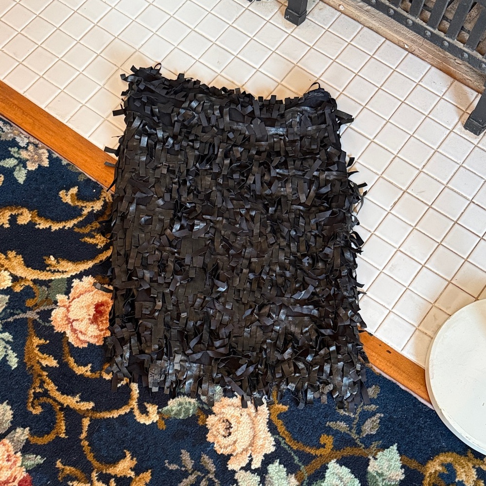 Chic Black fringed vegan‎ leather  Pencil Skirt- worn about 5x 245 retail